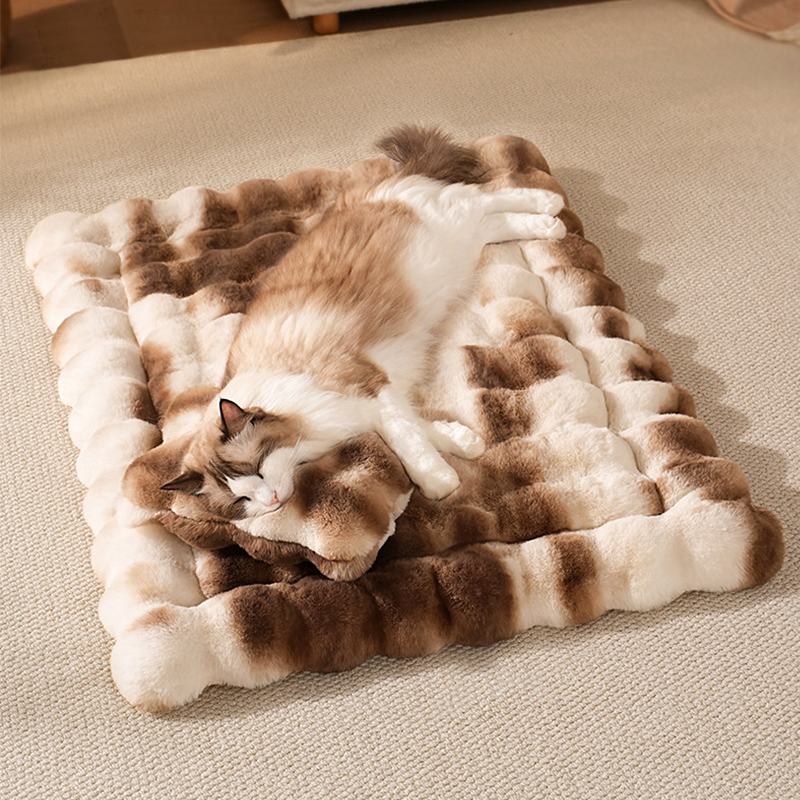 Bubble Fleece Non-Slip Pet Blanket